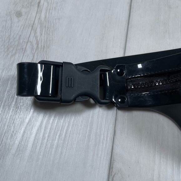 Melissa Black Crossbody Bag - Picture 2 of 9